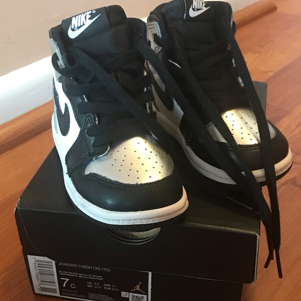 Air Jordan One Black White Silver